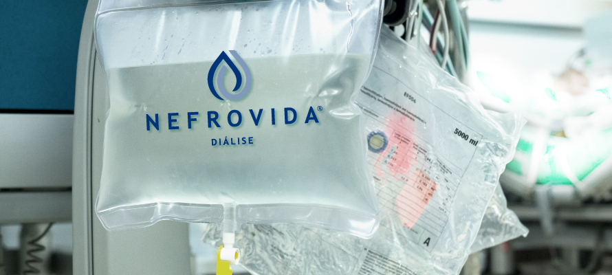 A água e o sangue na base da imagem NEFROVIDA